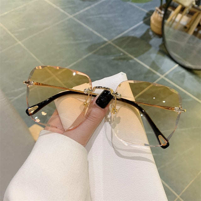 Womens Vintage Clip Frameless UV Sunglasses